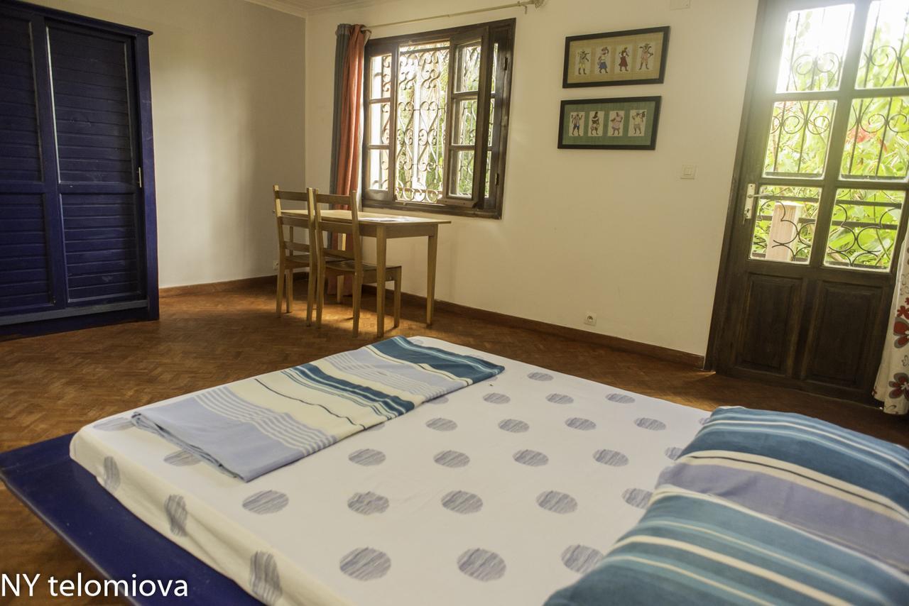 Ny Telomiova Hotel Antananarivo Buitenkant foto